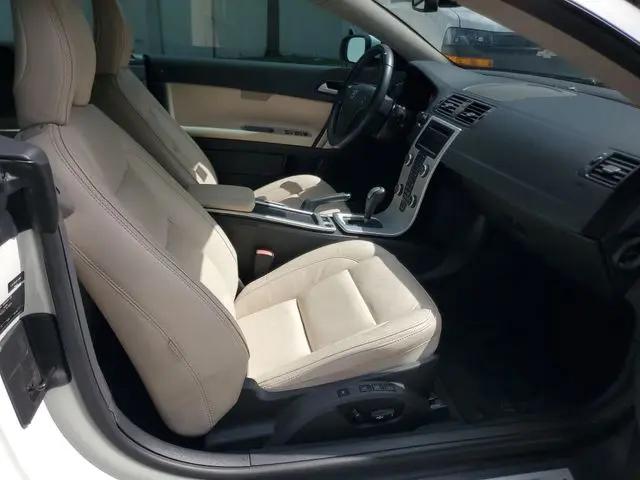 2013 Volvo C70 T5