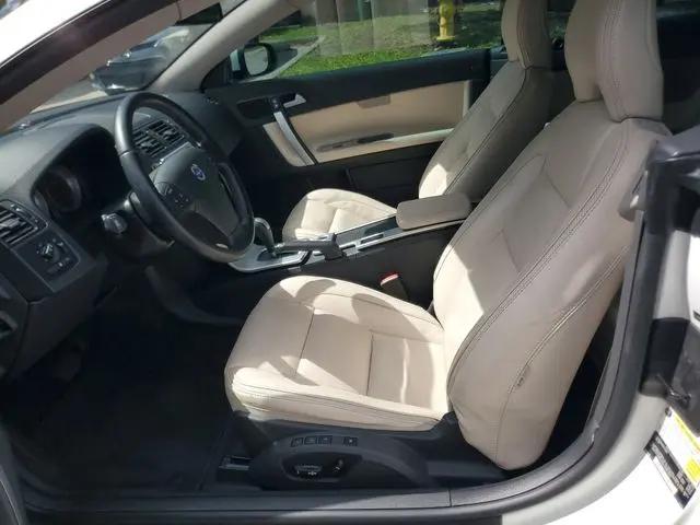 2013 Volvo C70 T5
