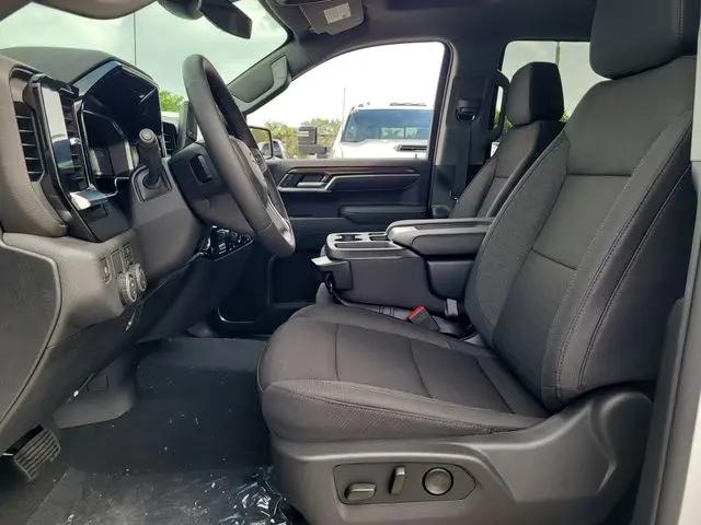 2026 Chevrolet Silverado 1500 2WD Crew Cab Short Bed LT