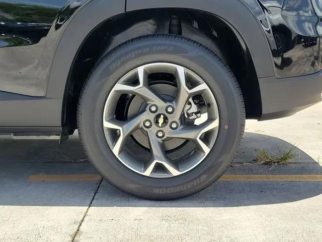 2026 Chevrolet Trax FWD LT