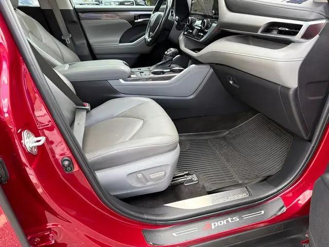 2023 Toyota Highlander Limited