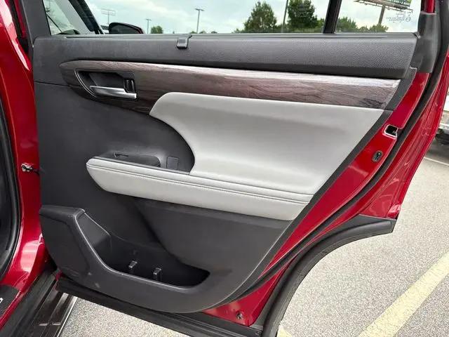 2023 Toyota Highlander Limited