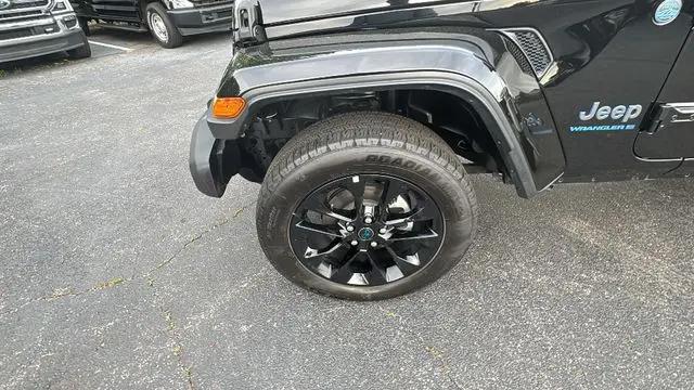 2025 Jeep Wrangler 4xe Sahara 4xe