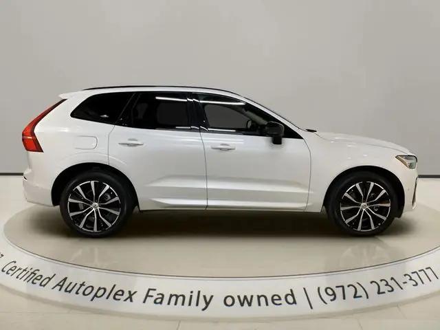 2025 Volvo XC60 B5 Plus