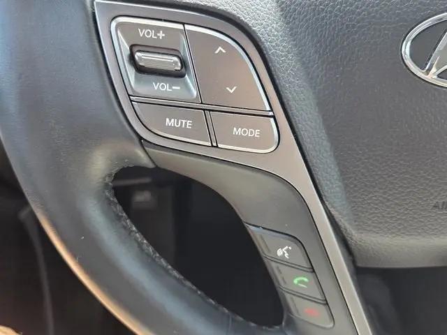 2017 Hyundai Santa Fe SE Ultimate