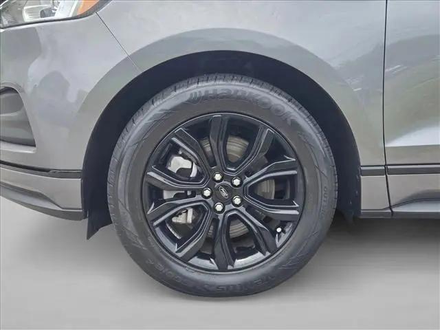 2023 Ford Edge SE