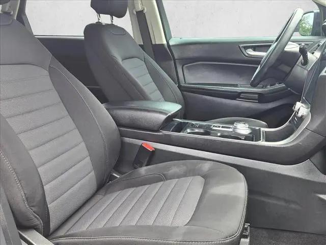 2023 Ford Edge SE