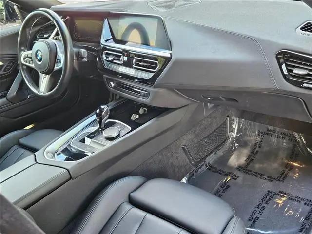 2025 BMW Z4 sDrive30i