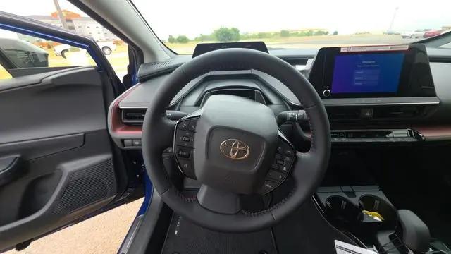 2026 Toyota Prius Plug-In SE