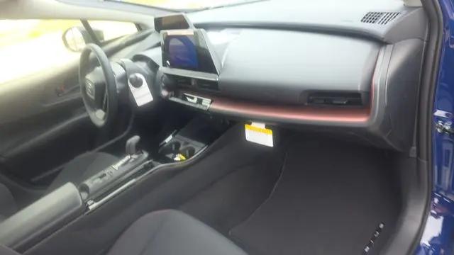 2026 Toyota Prius Plug-In SE