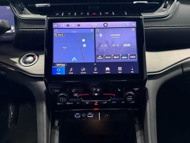 2025 Jeep Grand Cherokee L Limited 4x4