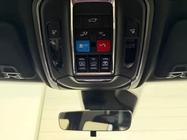 2025 Jeep Grand Cherokee L Limited 4x4