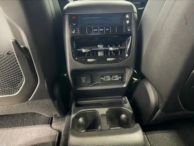 2025 Jeep Grand Cherokee L Limited 4x4