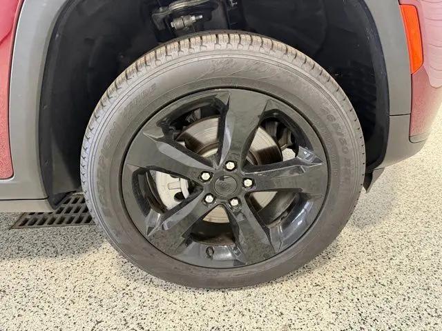 2025 Jeep Grand Cherokee L Limited 4x4
