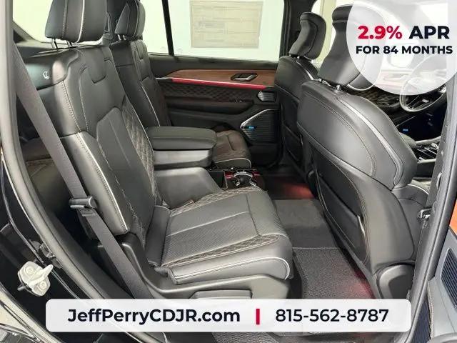 2026 Jeep Grand Cherokee L Summit 4x4