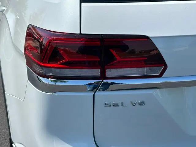 2022 Volkswagen Atlas 3.6L V6 SEL Premium R-Line