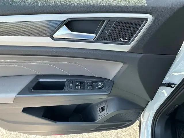 2022 Volkswagen Atlas 3.6L V6 SEL Premium R-Line