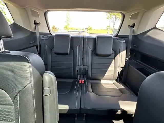 2022 Volkswagen Atlas 3.6L V6 SEL Premium R-Line