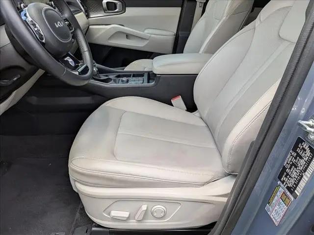 2023 Kia Sorento S