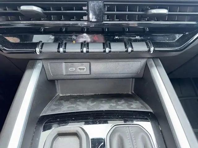 2023 Chevrolet Colorado 2WD Crew Cab Short Box WT
