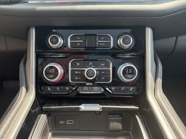 2021 GMC Yukon 4WD Denali