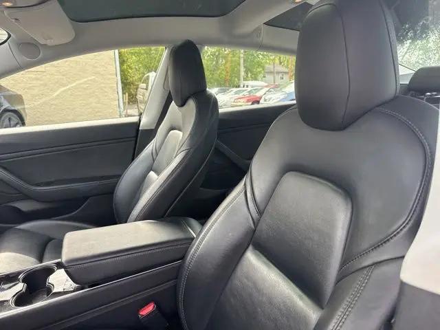2019 Tesla Model 3 Standard Range Plus
