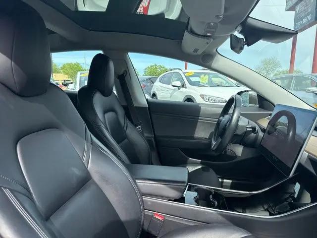 2019 Tesla Model 3 Standard Range Plus