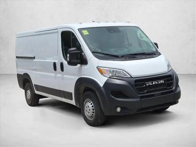 2025 Ram ProMaster 2500 Cargo Van Tradesman Low Roof 136" WB w/Pass Seat
