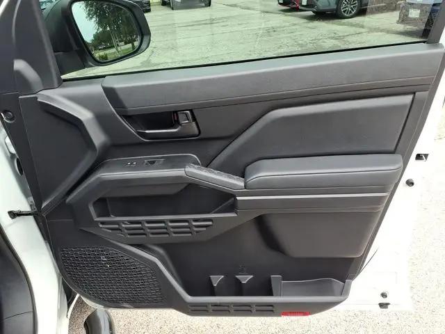 2025 Toyota Tacoma SR