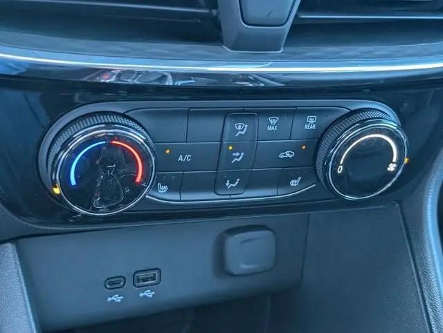 2026 Buick Encore GX Sport Touring FWD