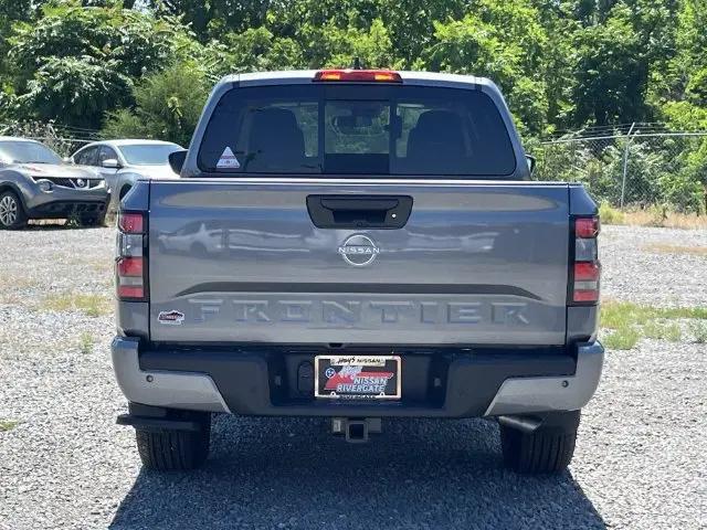 2026 Nissan Frontier Crew Cab SV 4x2