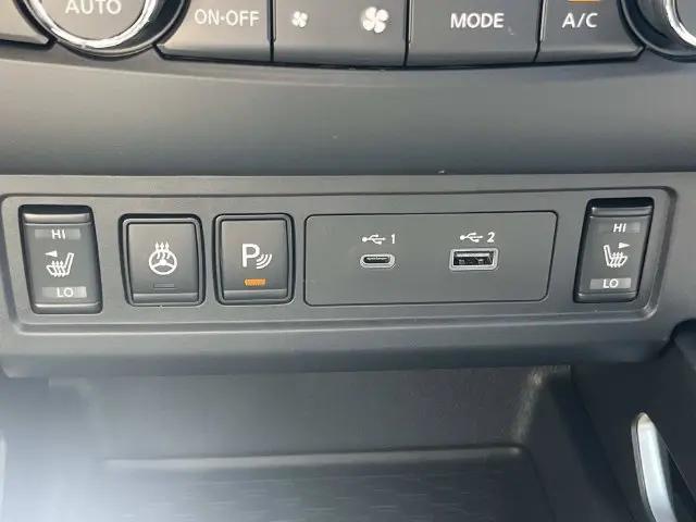 2026 Nissan Frontier Crew Cab SV 4x2