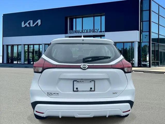 2021 Nissan Kicks SV Xtronic CVT