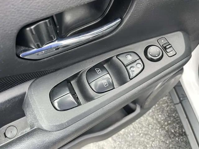 2021 Nissan Kicks SV Xtronic CVT