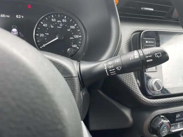 2021 Nissan Kicks SV Xtronic CVT