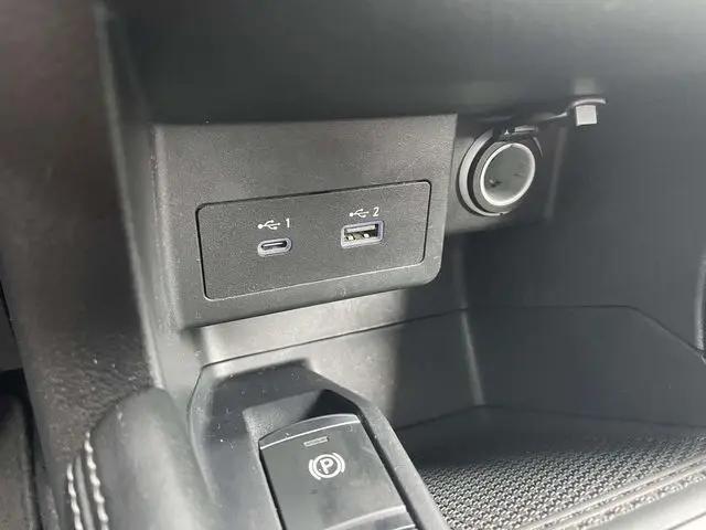 2021 Nissan Kicks SV Xtronic CVT