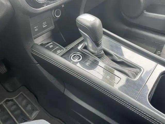 2021 Nissan Kicks SV Xtronic CVT
