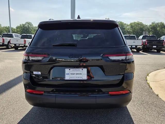 2025 Jeep Grand Cherokee L Altitude X 4x4