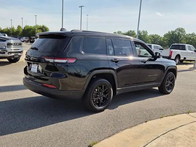 2025 Jeep Grand Cherokee L Altitude X 4x4
