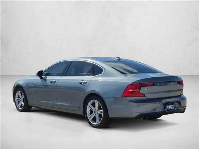 2018 Volvo S90 T5 Momentum