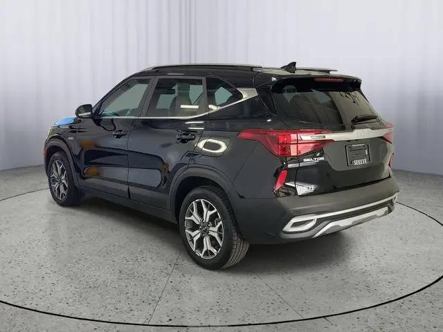 2022 Kia Seltos EX
