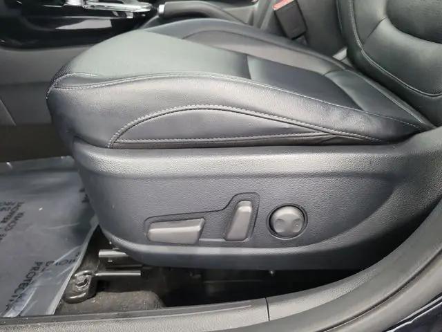 2022 Kia Seltos EX