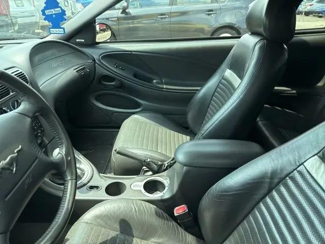 2003 Ford Mustang Mach 1