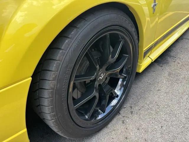 2003 Ford Mustang Mach 1