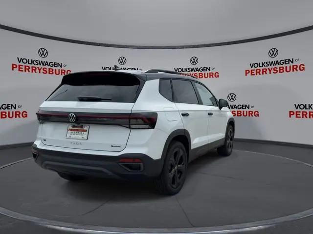 2026 Volkswagen Taos SE Black
