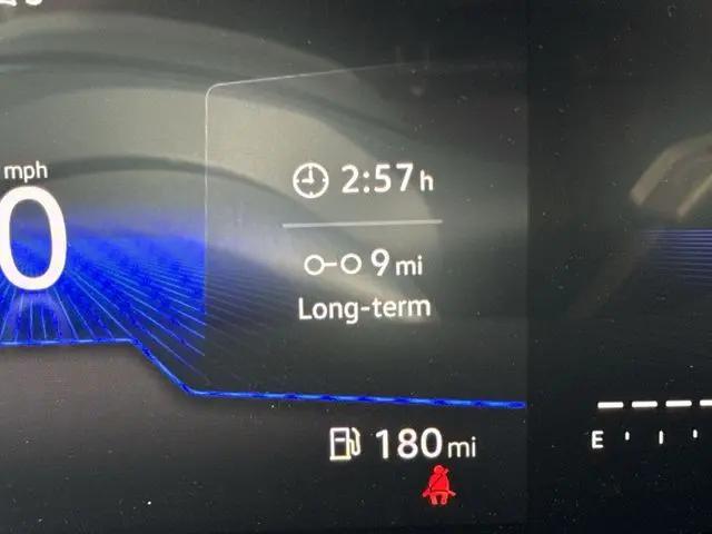 2026 Volkswagen Taos SE Black