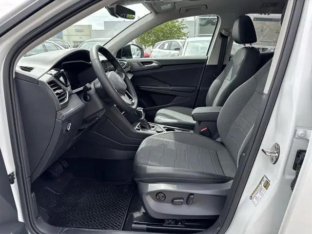 2026 Volkswagen Taos SE Black