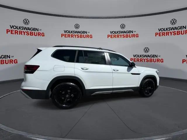 2026 Volkswagen Atlas Peak Edition