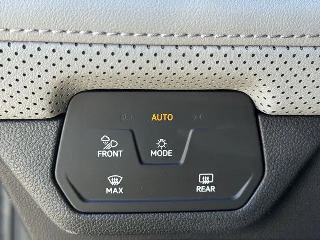 2026 Volkswagen Atlas Peak Edition