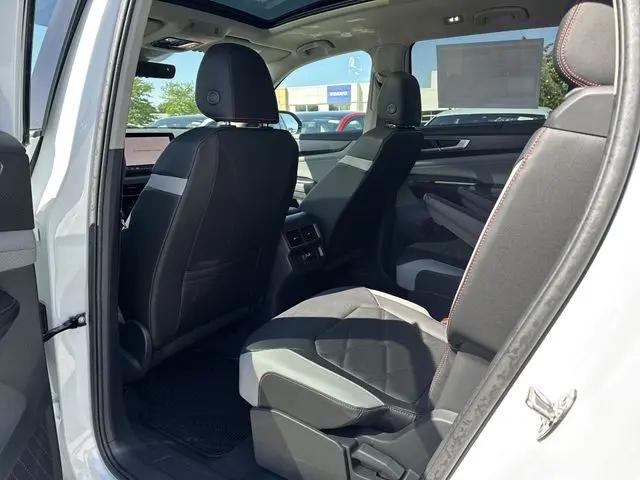 2026 Volkswagen Atlas Peak Edition